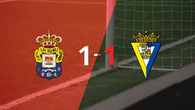 UD Las Palmas y Cádiz se repartieron los puntos en un 1 a 1 UD Las Palmas y Cádiz se repartieron los puntos en un 1 a 1