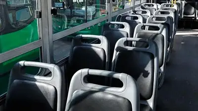 Colectivo vacio Colectivo vacio