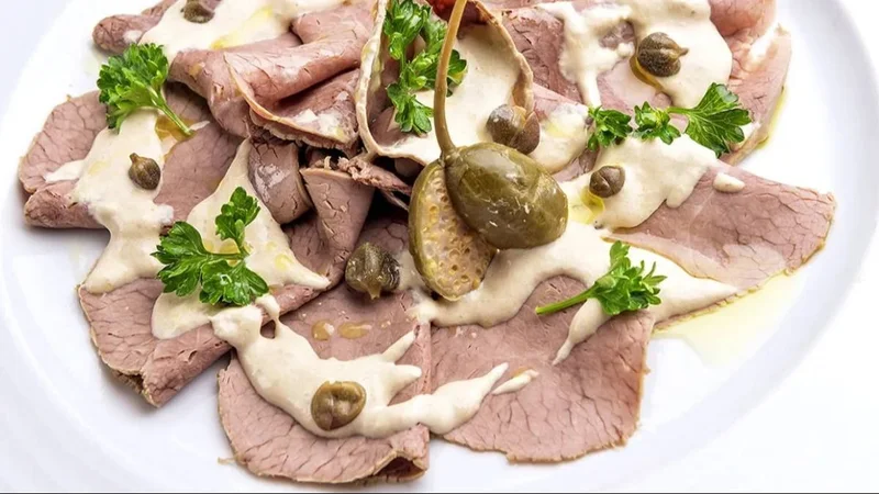 Fotografía del plato Vitello Tonnato
