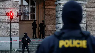 Tiroteo en la universidad de Praga: hay al menos 15 muertos y 24 heridos Tiroteo en la universidad de Praga: hay al menos 15 muertos y 24 heridos