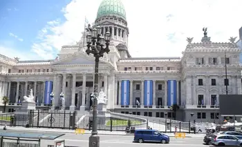 La Juventud Sindical abrazó al Congreso en rechazo a la reforma laboral | Javier milei presidente