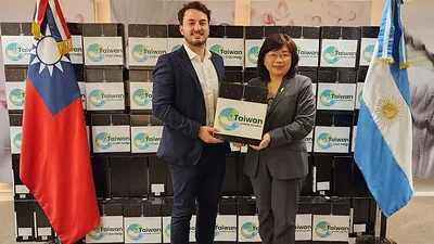 Las cajas navideñas de Taiwán que pueden complicar las negociaciones con China Las cajas navideñas de Taiwán que pueden complicar las negociaciones con China