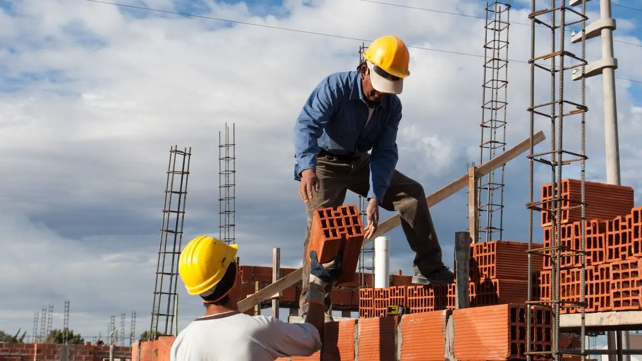 Gestión Insfrán: Formosa es la segunda provincia con mayor crecimiento en el empleo registrado de la construcción