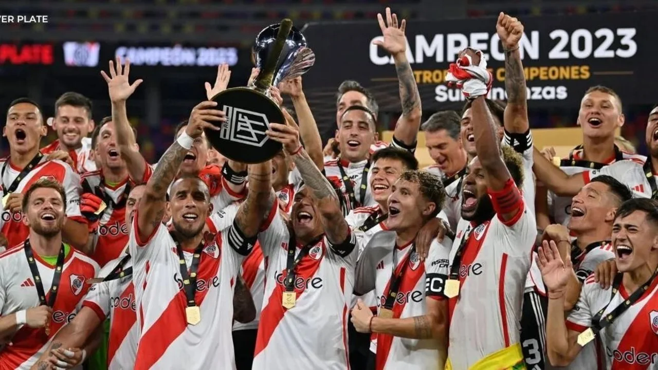 Miguel Borja River Plate