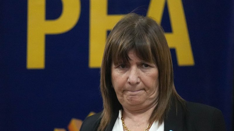 Fuerzas federales: Bullrich restablecerá el protocolo para el uso de armas de fuego