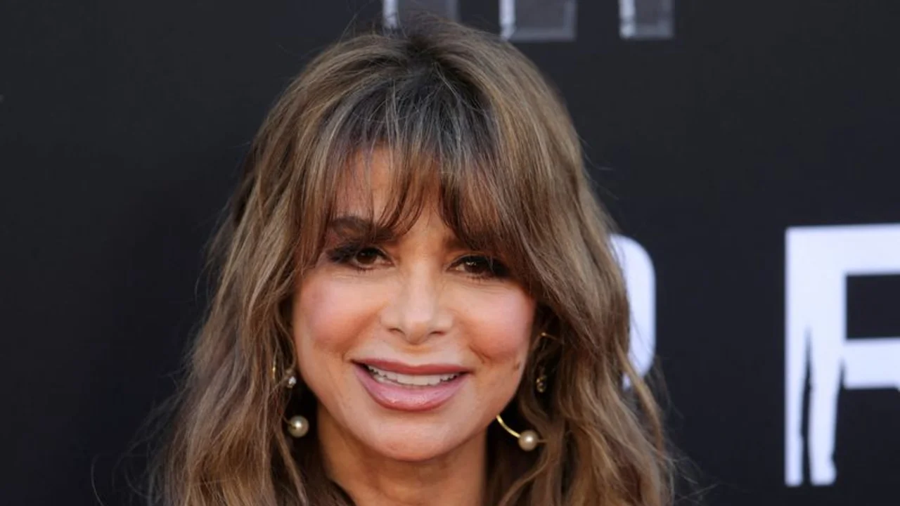 Paula Abdul, estrella de "American Idol", demanda al productor Nigel Lythgoe por agresión sexual