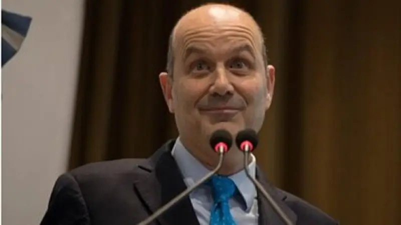 Perdió Argentina: Federico Sturzenegger va por la tercera