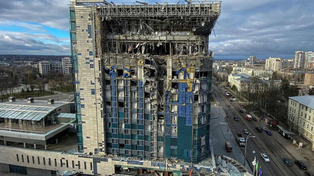 Rusia atacó la segunda ciudad más grande de Ucrania en una nueva escalada de la guerra