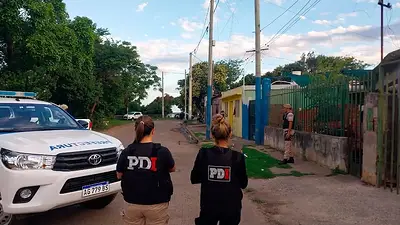 La escena de la balacera al frente de la casa del barra de Central. La escena de la balacera al frente de la casa del barra de Central.