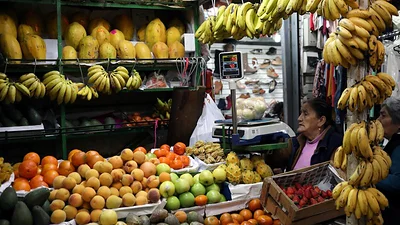 Inflación en Perú acelera en noviembre y pone fin a dos meses de caídas Inflación en Perú acelera en noviembre y pone fin a dos meses de caídas