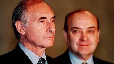 Fernando de la Rúa junto a Domingo Cavallo. Fernando de la Rúa junto a Domingo Cavallo.