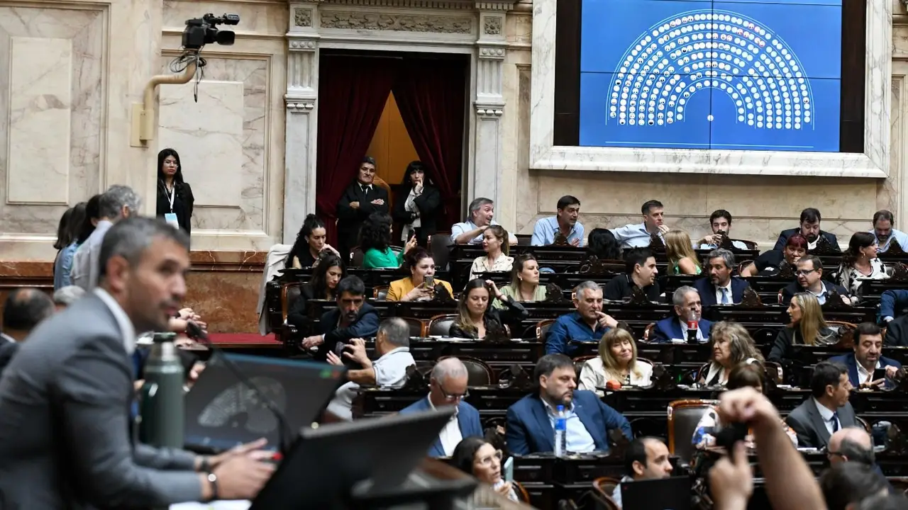 El Gobierno especula con las extraordinarias y le da pocas chances al Presupuesto