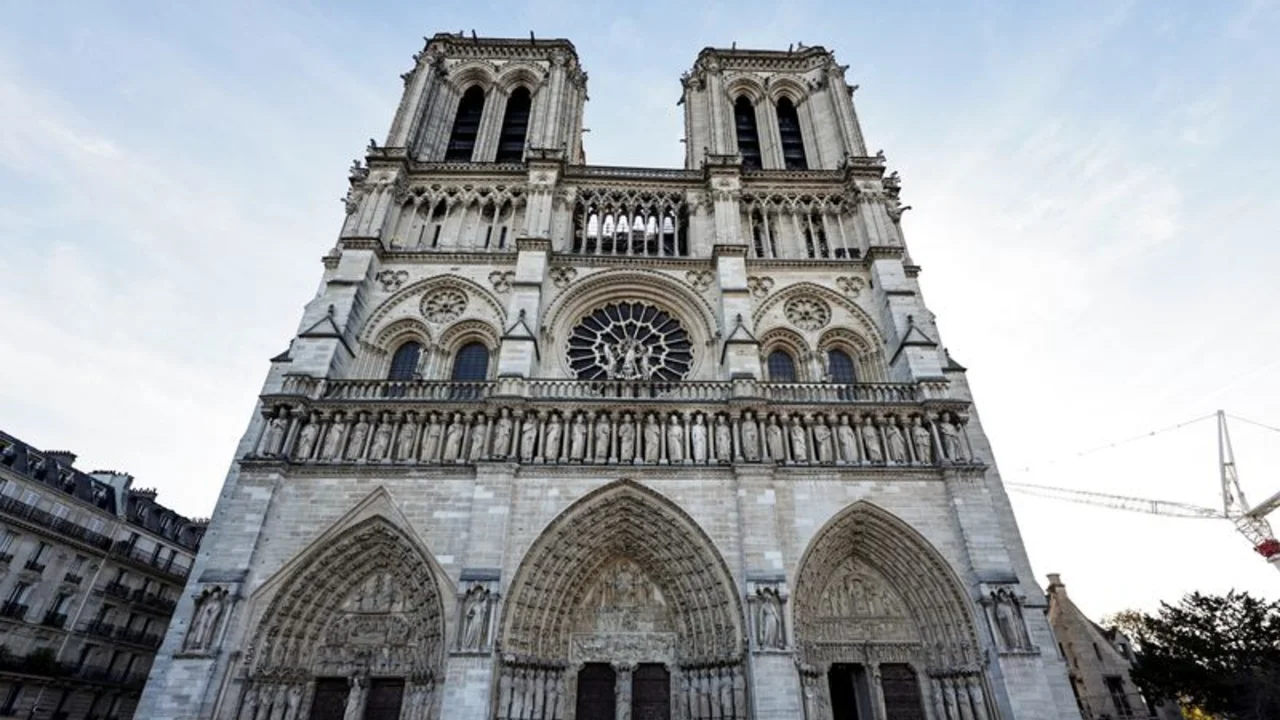 Trump asistirá a la reapertura de Notre Dame en su primer viaje al extranjero desde las elecciones