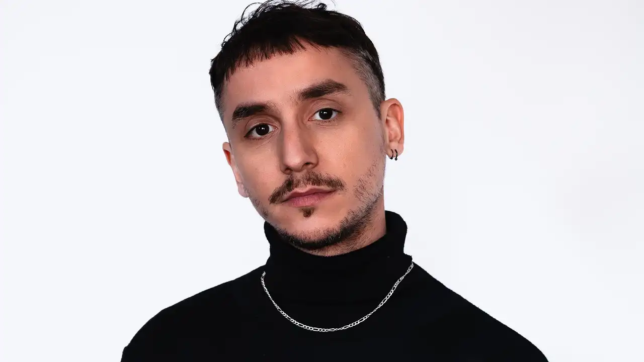 Julián Baglietto músico hijo de Juan Carlos Baglietto