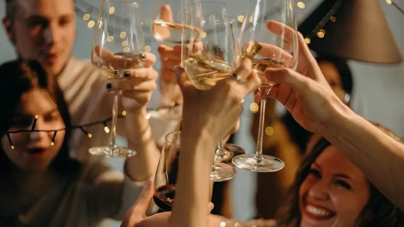 vino, brindis, copas