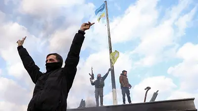 Los rebeldes sirios derrocan a Asad y el primer ministro pide elecciones libres Los rebeldes sirios derrocan a Asad y el primer ministro pide elecciones libres