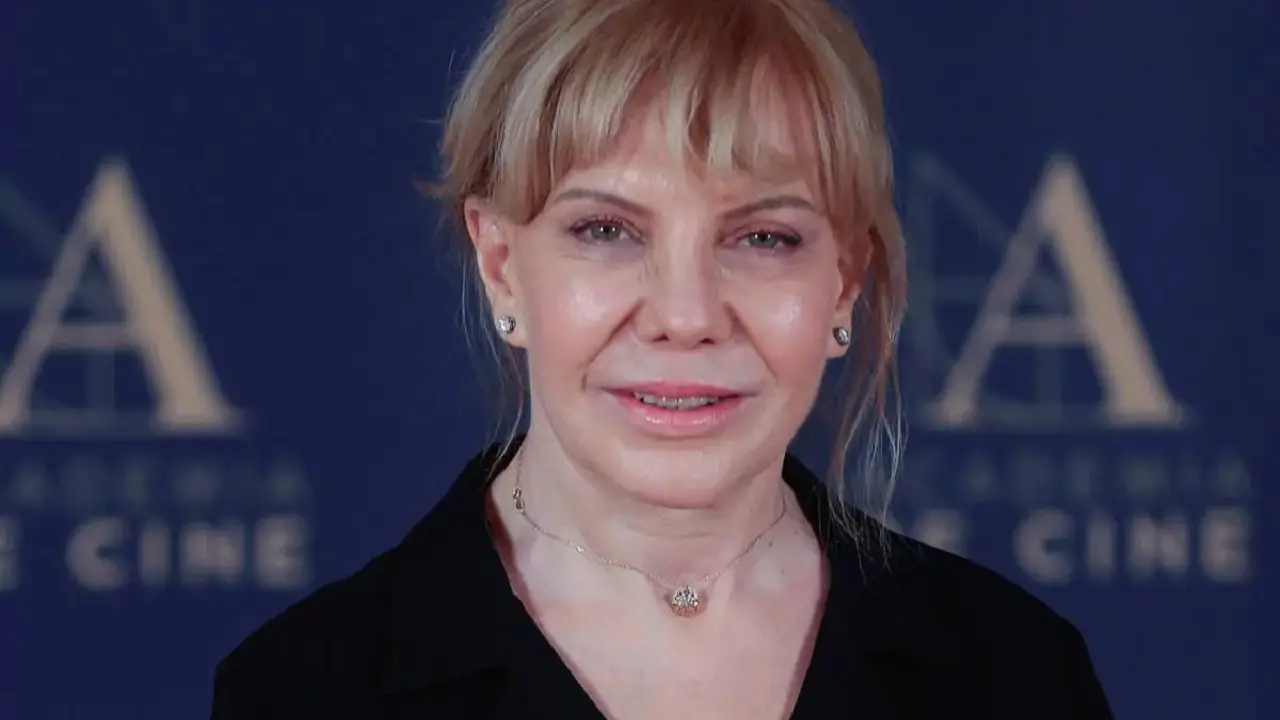 Cecilia Roth