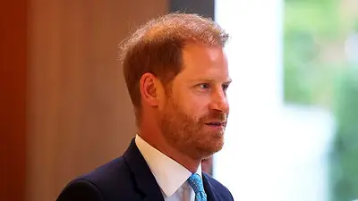 Príncipe Enrique se enfrenta a cuatro días en el banquillo de los testigos en juicio con diarios de Murdoch Príncipe Enrique se enfrenta a cuatro días en el banquillo de los testigos en juicio con diarios de Murdoch