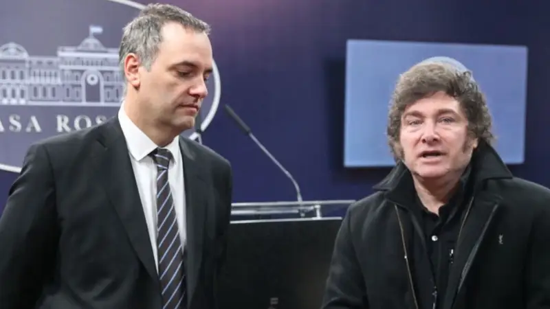El plan de Milei para contener a Adorni, el futuro laboral de Caputo y el plantón a Bullrich