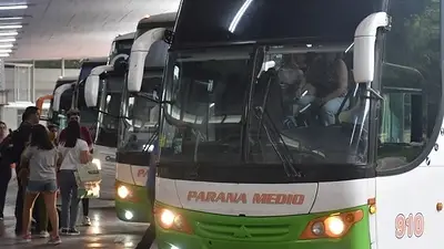 Santa Fe advierte por la desregulación del Transporte que decretó el Gobierno: "Anarquía total del sistema" Santa Fe advierte por la desregulación del Transporte que decretó el Gobierno: "Anarquía total del sistema"