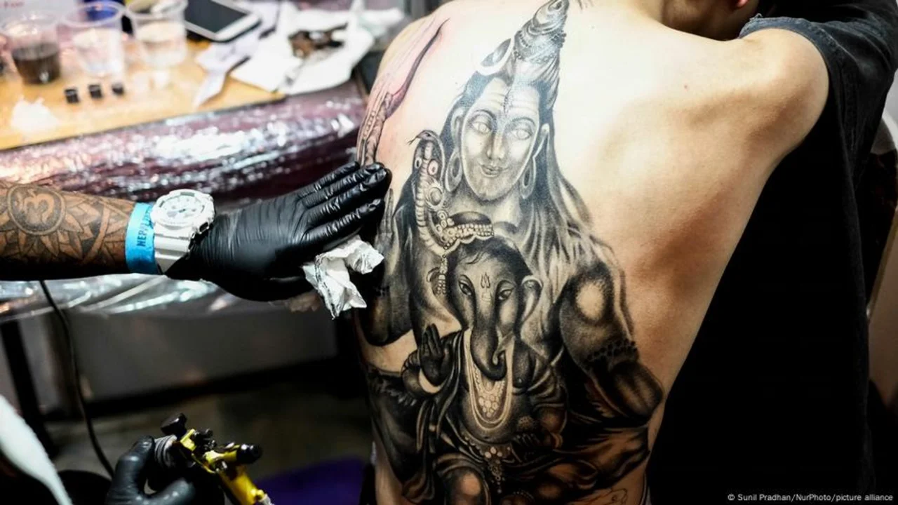 Estudio revela que las personas sin tatuajes son vistas como más atractivas