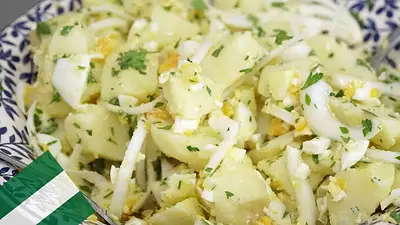 Ensalada de papa y huevo Ensalada de papa y huevo