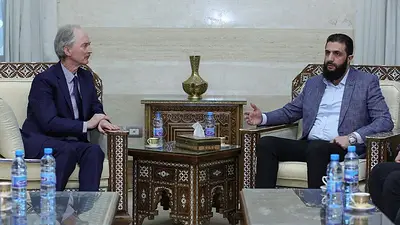 Enviado de la ONU se reúne con Sharaa en Siria e insta a una transición integradora Enviado de la ONU se reúne con Sharaa en Siria e insta a una transición integradora