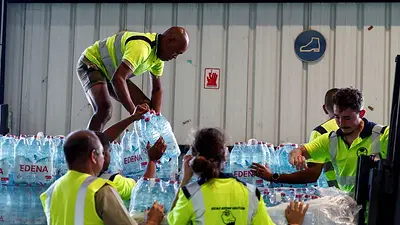 Las autoridades de Mayotte temen que el hambre y las enfermedades se extiendan tras el ciclón Las autoridades de Mayotte temen que el hambre y las enfermedades se extiendan tras el ciclón