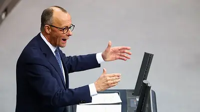Los partidos desvelan sus planes para sacar a Alemania del marasmo económico Los partidos desvelan sus planes para sacar a Alemania del marasmo económico