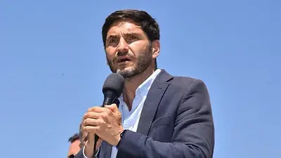 Pullaro justificó el próximo tarifazo de luz que golpeará el bolsillo de los santafesinos: "Tarifa retrasada" Pullaro justificó el próximo tarifazo de luz que golpeará el bolsillo de los santafesinos: "Tarifa retrasada"