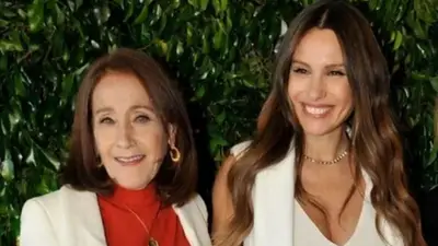 A qué se dedica la madre de Pampita. A qué se dedica la madre de Pampita.