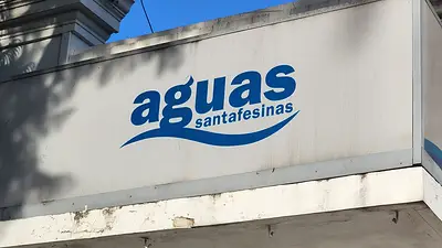 Tras un aumento del 450% autorizado por Pullaro, Aguas Santafesinas pide más ajuste Tras un aumento del 450% autorizado por Pullaro, Aguas Santafesinas pide más ajuste