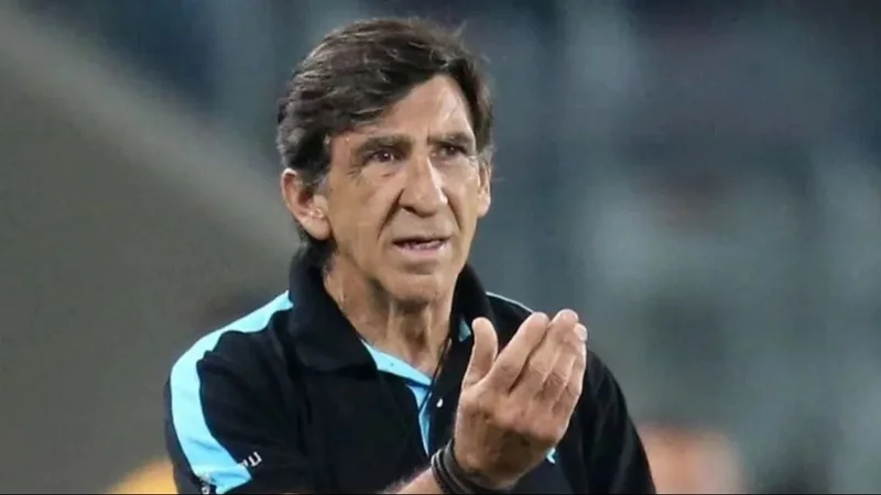 Racing Club, Lautaro Blanco, Gustavo Costas, Boca Juniors.