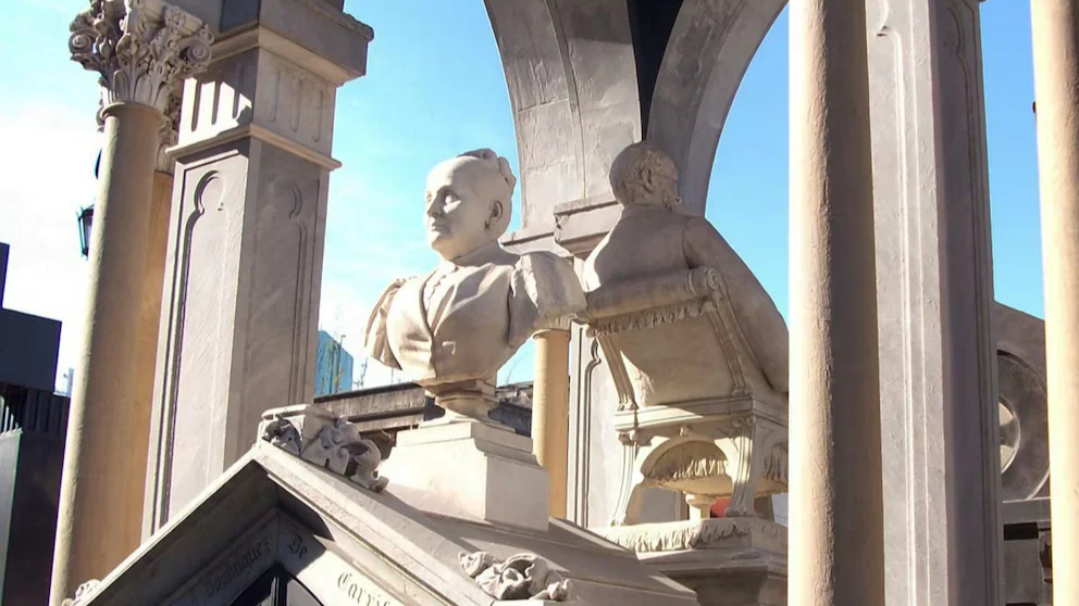 Peleados para TODA LA VIDA": el matrimonio "INMORTAL" del Cementerio de la Recoleta | El Destape