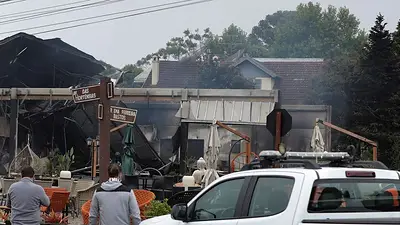 Una avioneta se estrella en una ciudad turística de Brasil y deja al menos 10 muertos Una avioneta se estrella en una ciudad turística de Brasil y deja al menos 10 muertos