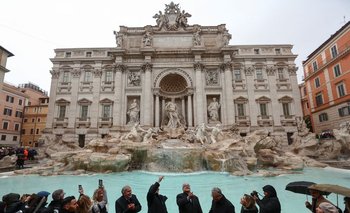 La Fontana di Trevi de Roma es restaurada a tiempo para el año del Jubileo | Roma