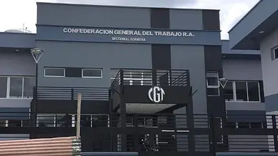 La CGT Formosa respaldó a Insfrán tras el fallo de la Corte y advirtieron que se mantendrán "alerta, unidos y organizados" La CGT Formosa respaldó a Insfrán tras el fallo de la Corte y advirtieron que se mantendrán "alerta, unidos y organizados"