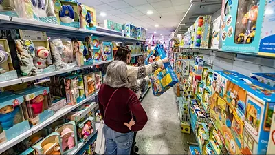 Milei es el Grinch: cae la venta de juguetes por segunda navidad consecutiva Milei es el Grinch: cae la venta de juguetes por segunda navidad consecutiva