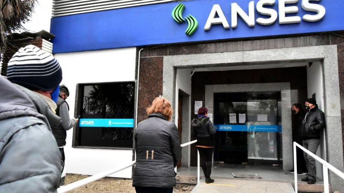 Aumento para jubilados en enero 2025: cuánto cobro en enero 2025 | El ...