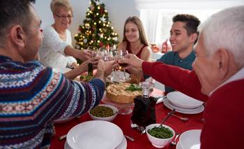 Navidad 2025: paso a paso para hacer un centro de mesa lindo y rápido | Navidad