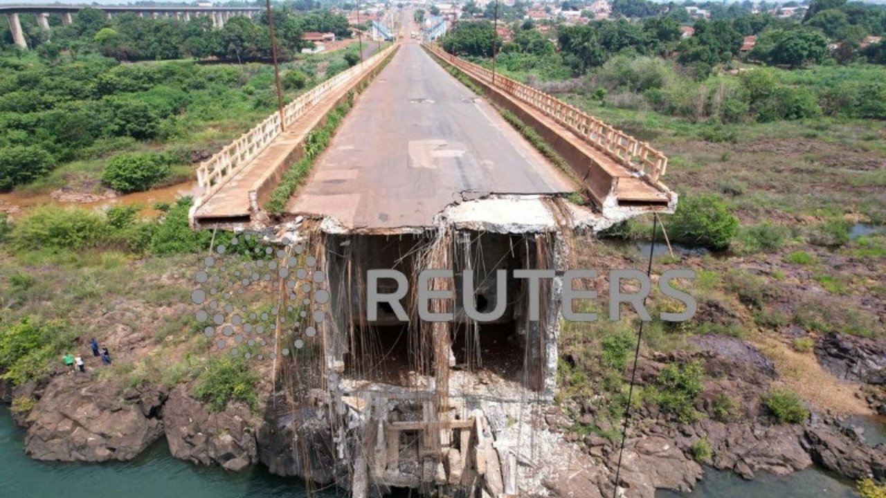 La Marina brasileña busca a las víctimas de derrumbe de un puente entre Tocantins y Maranhão