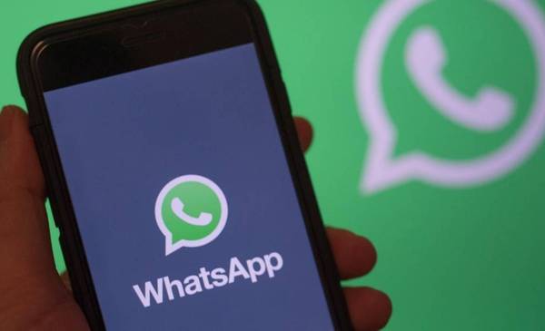 WhatsApp Limits Certain Messages