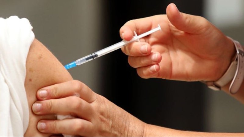 Dengue: amplían el plan de vacunación contra la enfermedad para policías y bomberos de Córdoba 