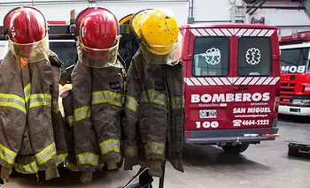 El superávit de Caputo: con la de los Bomberos | Ajuste
