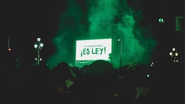 El aborto legal no existe con Milei: el Gobierno admitió que no pondrá un peso en insumos