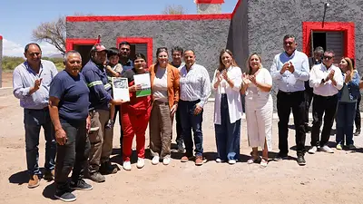 El sueño de la casa propia: Quintela encabezó la entrega de viviendas equipadas en el marco del Plan Angelelli El sueño de la casa propia: Quintela encabezó la entrega de viviendas equipadas en el marco del Plan Angelelli