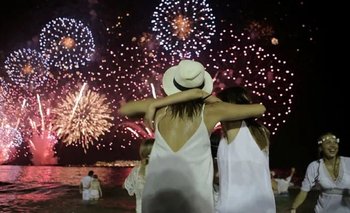 ¿Por qué se recomienda usar ropa blanca en Año Nuevo y cómo nació la tradición? | Ropa