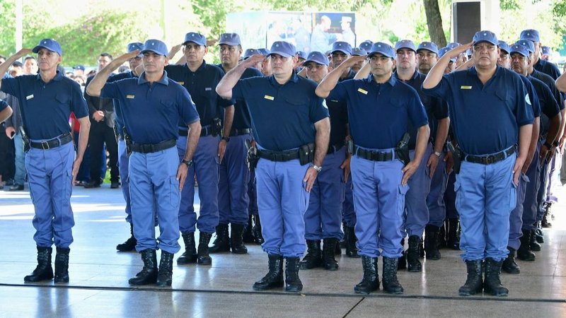 Refuerzo a la seguridad: Insfrán encabezó el acto de ascenso de más de 1000 efectivos policiales