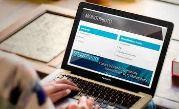 El peronismo pide suspender la recategorización de oficio a monotributistas | Arca