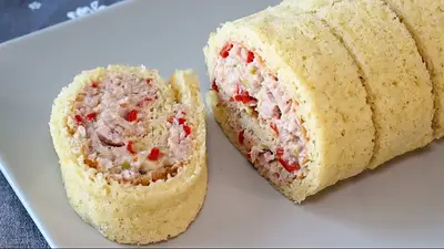 pionono de atún. pionono de atún.